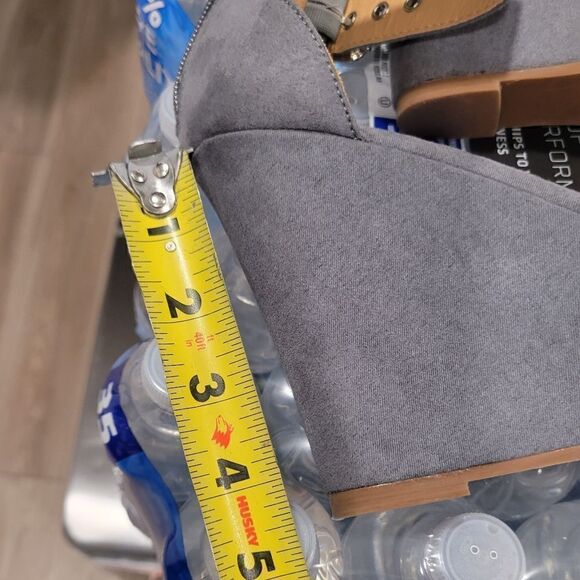 Sugar Hamptons Womens Gray Covered  Peep Toe Ankle Strap Back Zip Wedge Size 9 - Picture 14 of 16